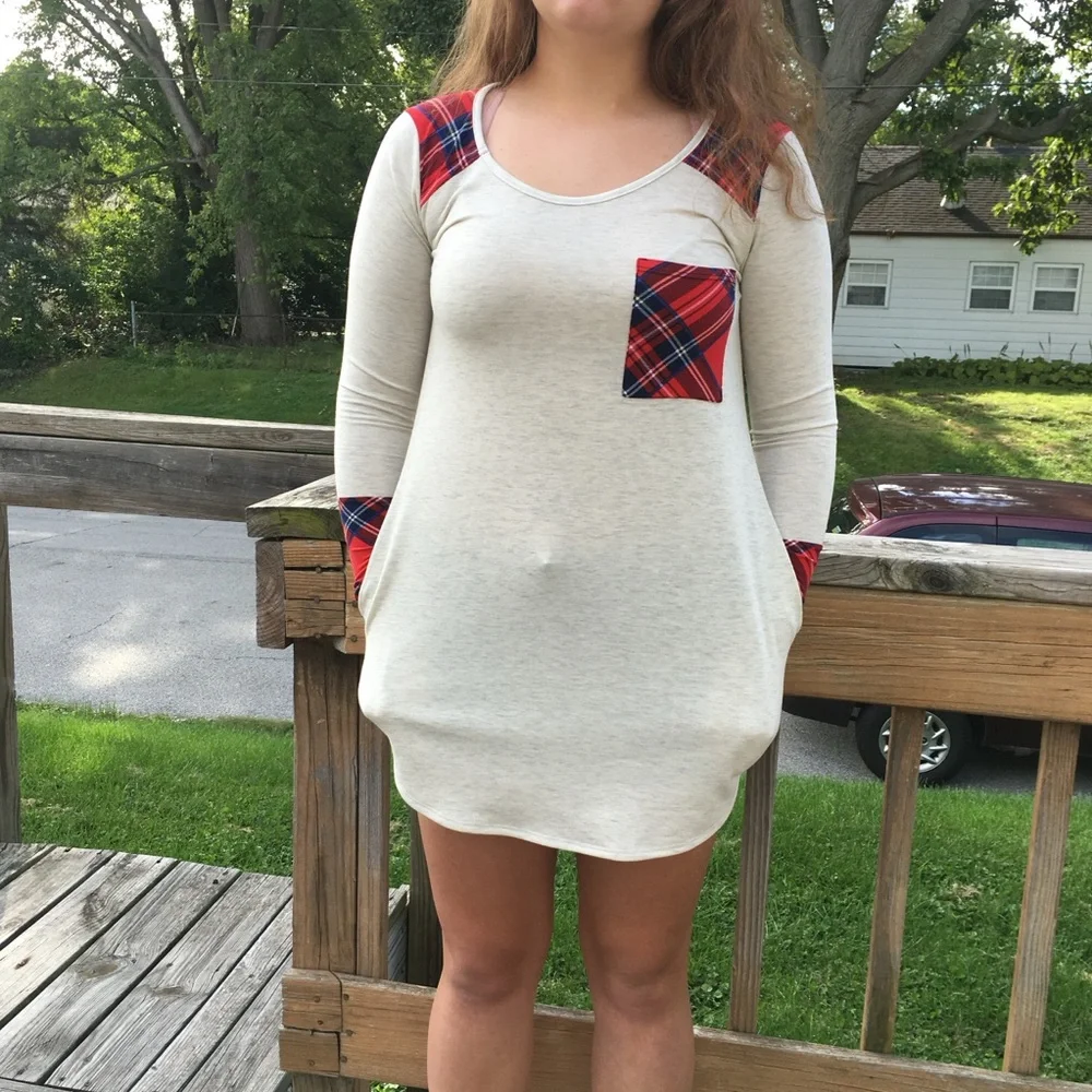 - Red Plaid Colorblock Pocket Tunic! NEW!
